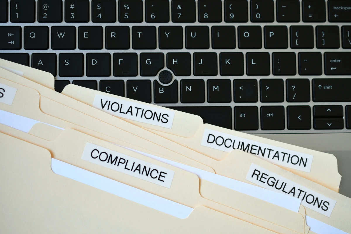 Réglementations Ordinateur portable: Comprendre les enjeux légaux et les obligations
