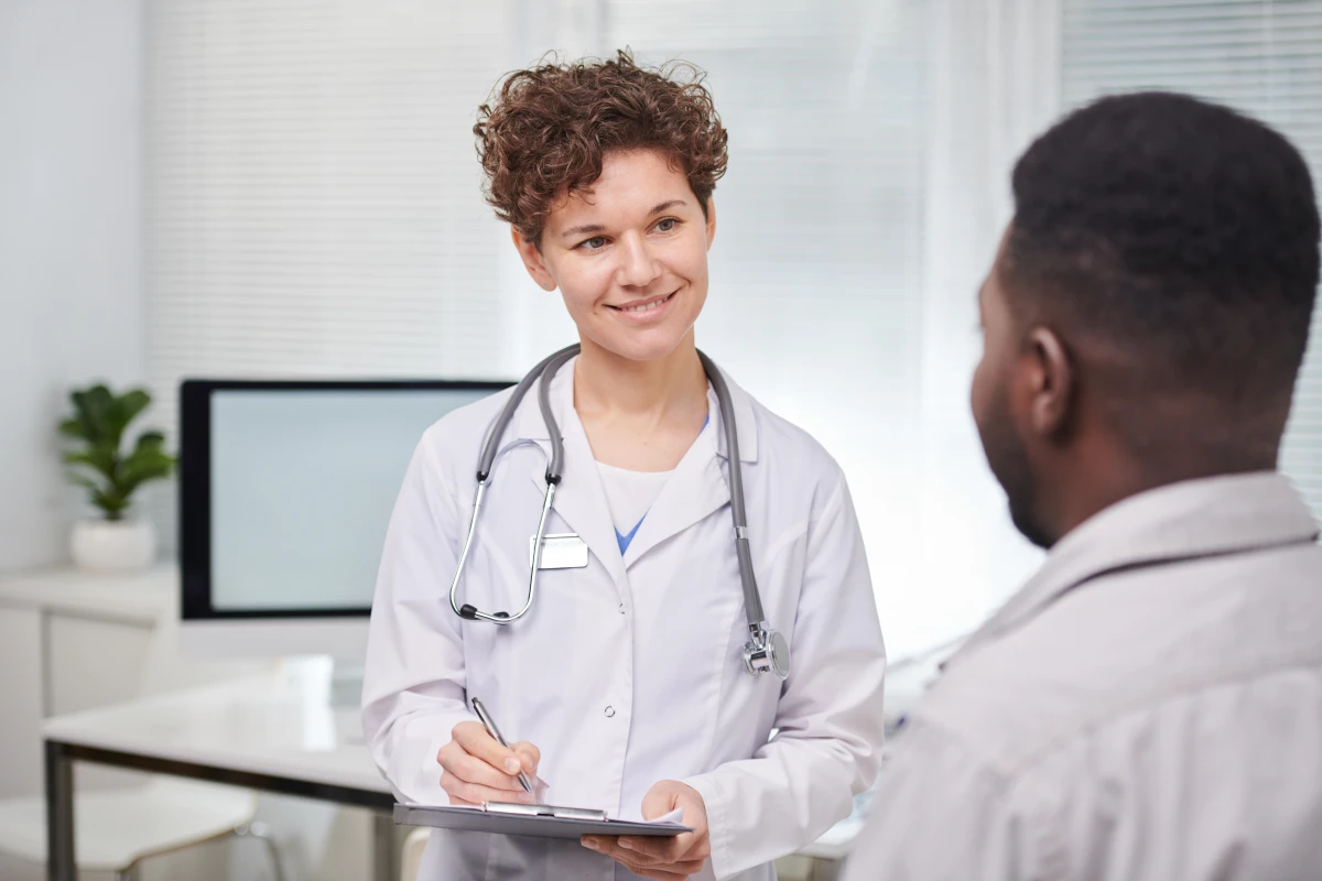 Comment porter plainte contre une curatelle ou une tutelle : les démarches à connaître