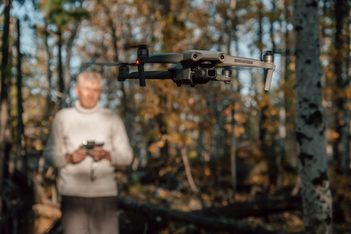 Réglementation des drones en agriculture de précision : Enjeux juridiques et perspectives